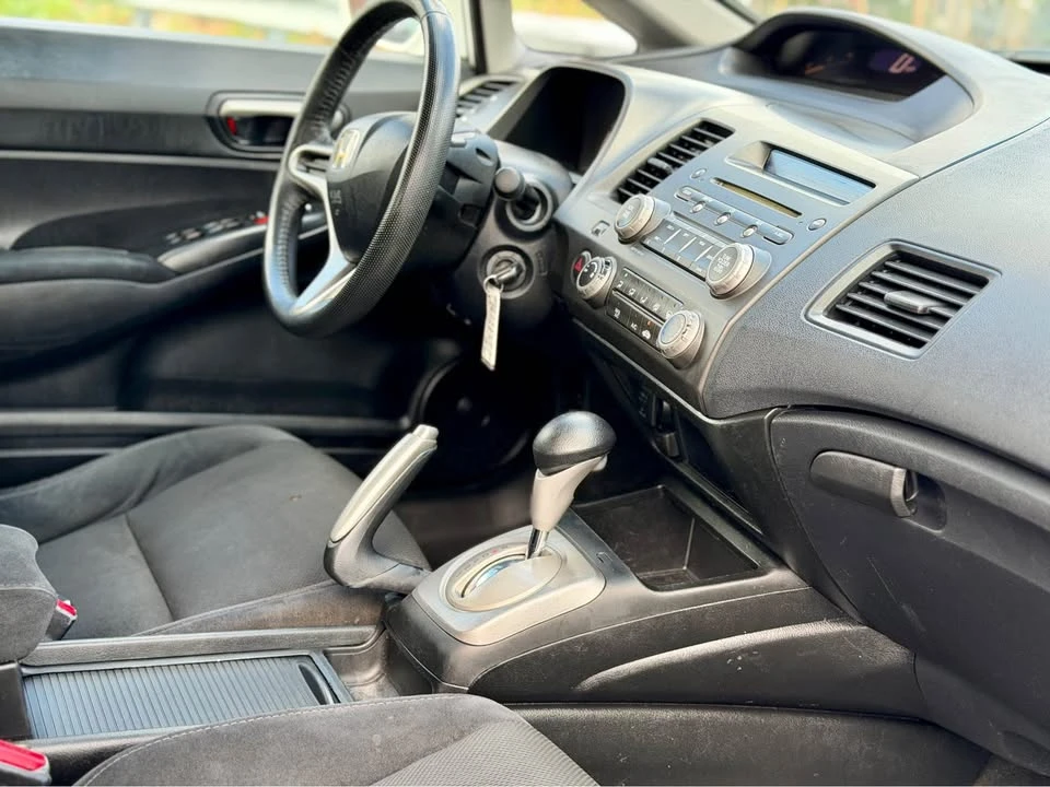 2011 Honda Civic 8th Gen - Image 15 of 17