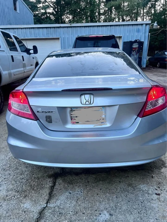2011 Honda Civic 8th Gen - Image 5 of 12