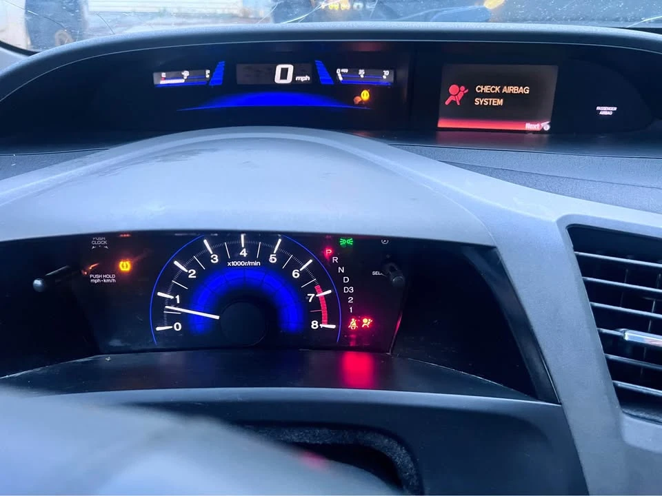 2011 Honda Civic 8th Gen - Image 10 of 12