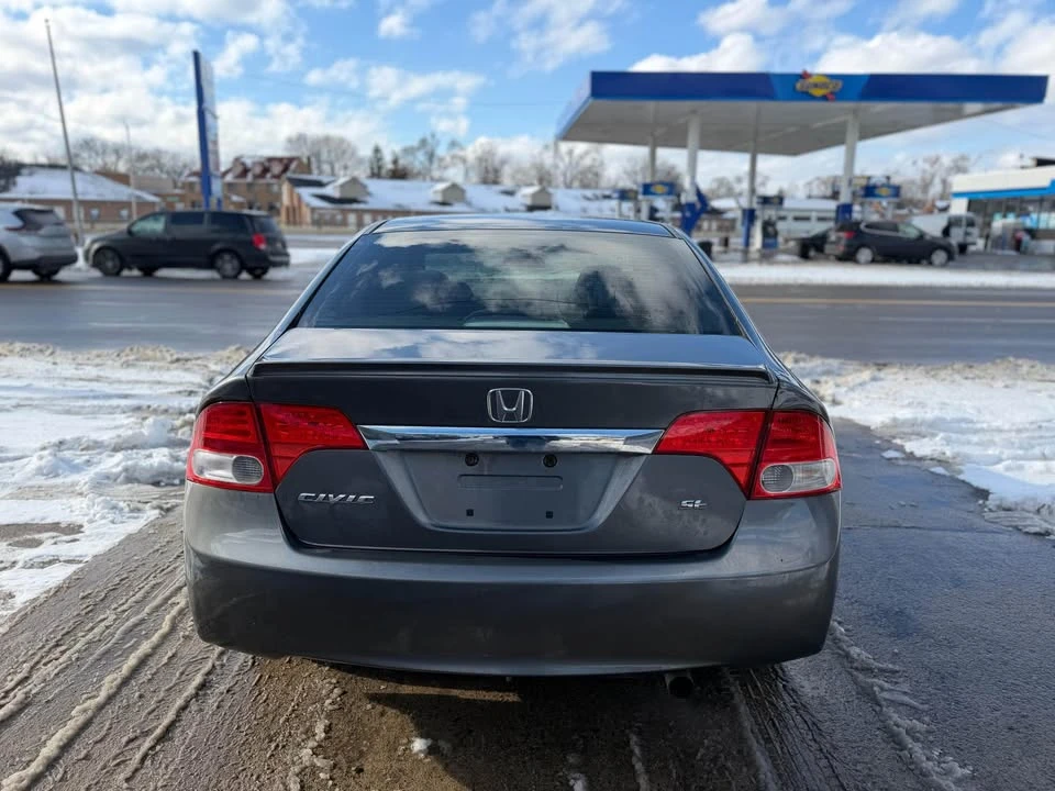 2011 Honda Civic 8th Gen - Image 2 of 6