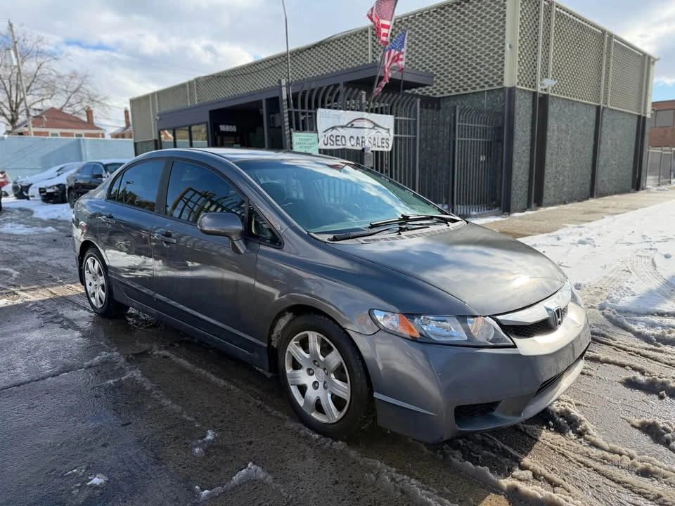 2011 Honda Civic 8th Gen - Image 3 of 6