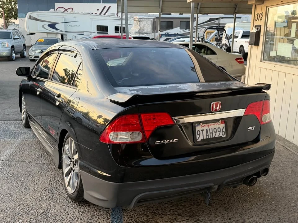 2011 Honda Civic Si 8th Gen - Image 3 of 4
