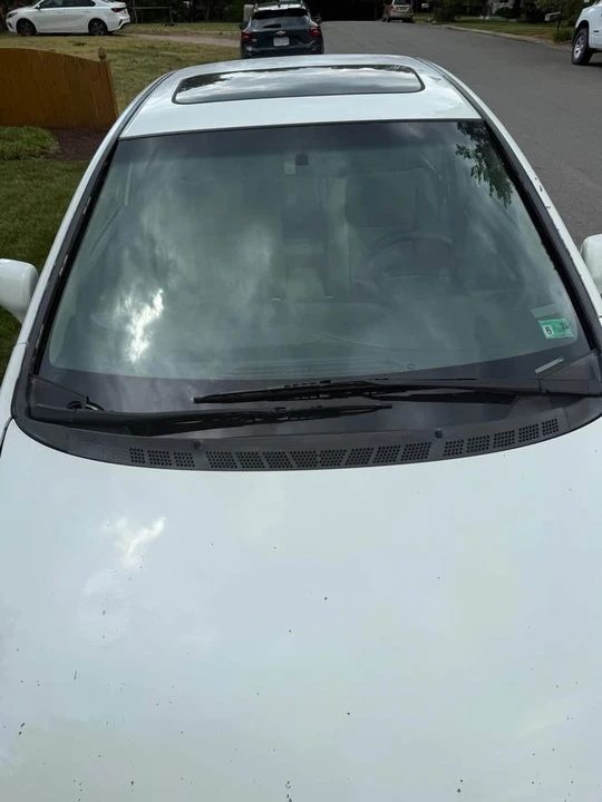 2011 Honda Civic 8th Gen - Image 8 of 9