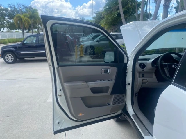 2011 Honda Pilot 2nd Gen - Image 10 of 21