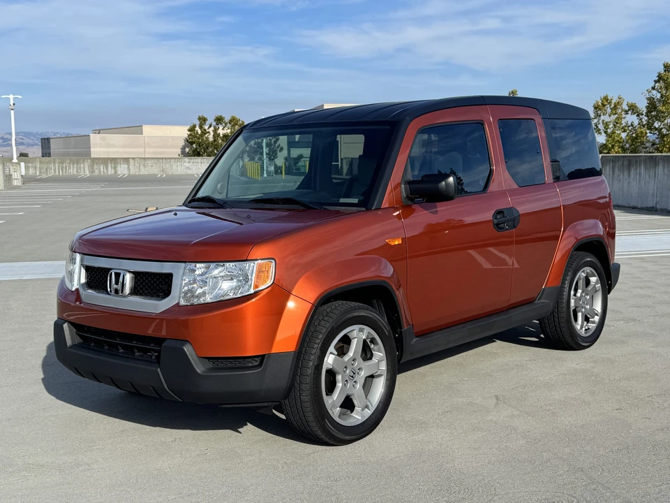 2011 Honda Element - Image 3 of 31