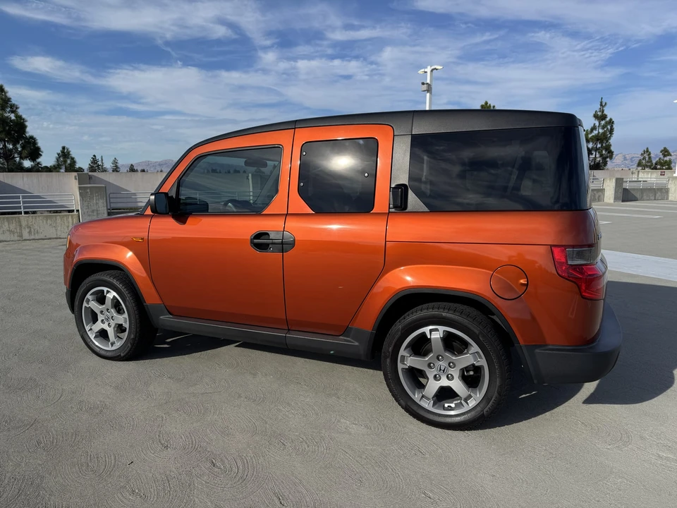2011 Honda Element - Image 16 of 31