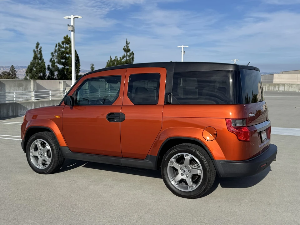 2011 Honda Element - Image 15 of 31