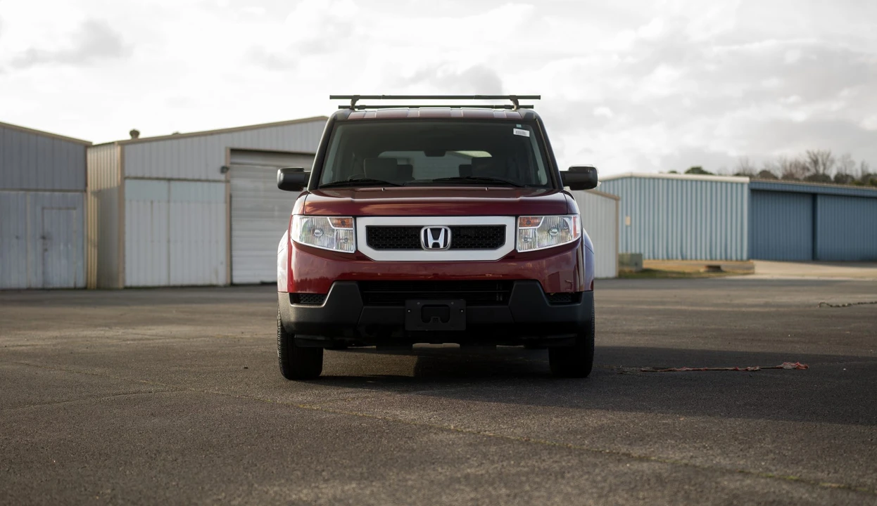 2011 Honda Element - Image 11 of 31