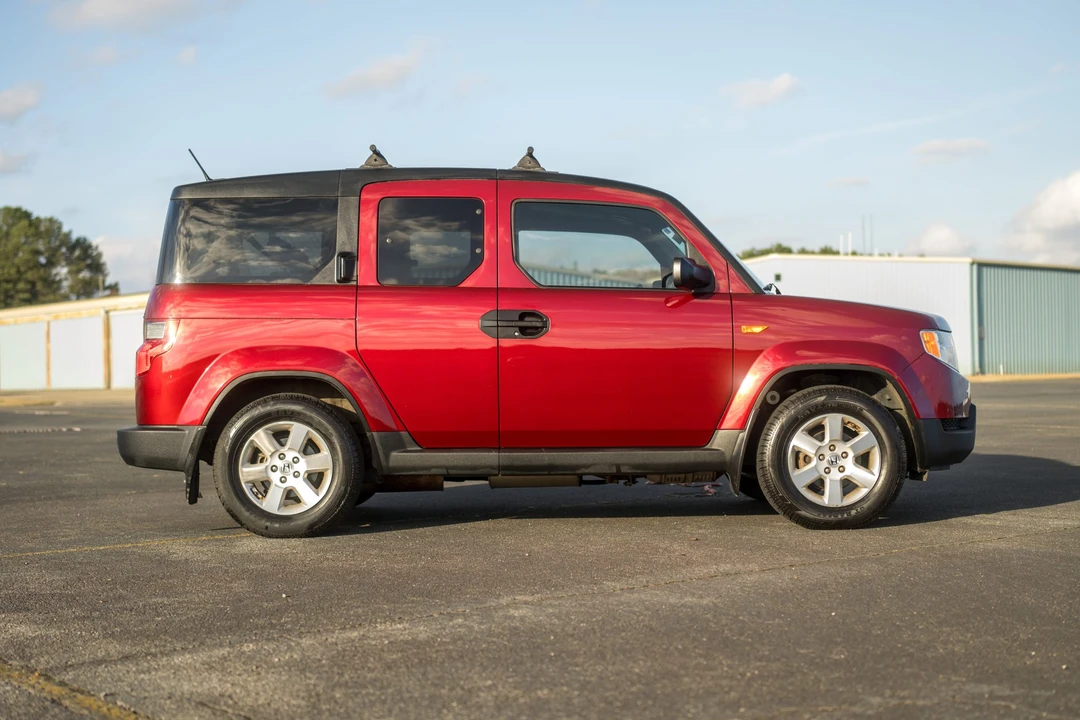 2011 Honda Element - Image 17 of 31