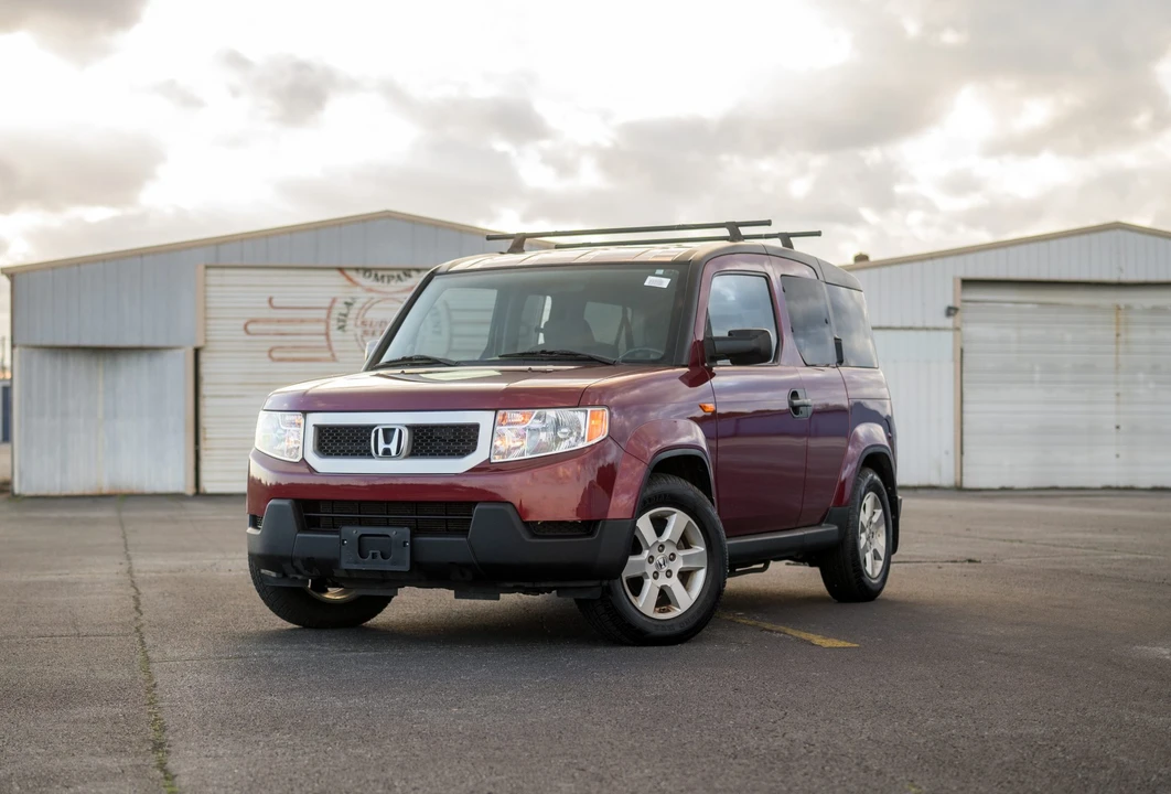 2011 Honda Element - Image 3 of 31