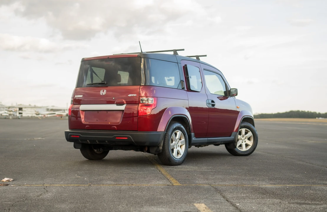 2011 Honda Element - Image 18 of 31