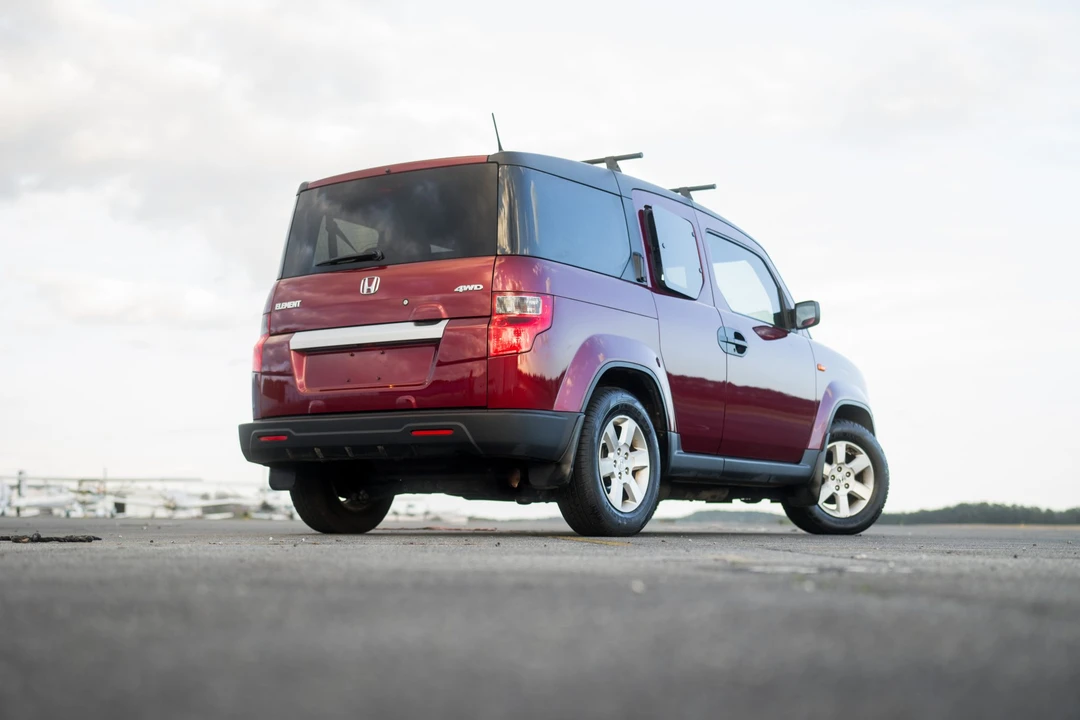 2011 Honda Element - Image 19 of 31