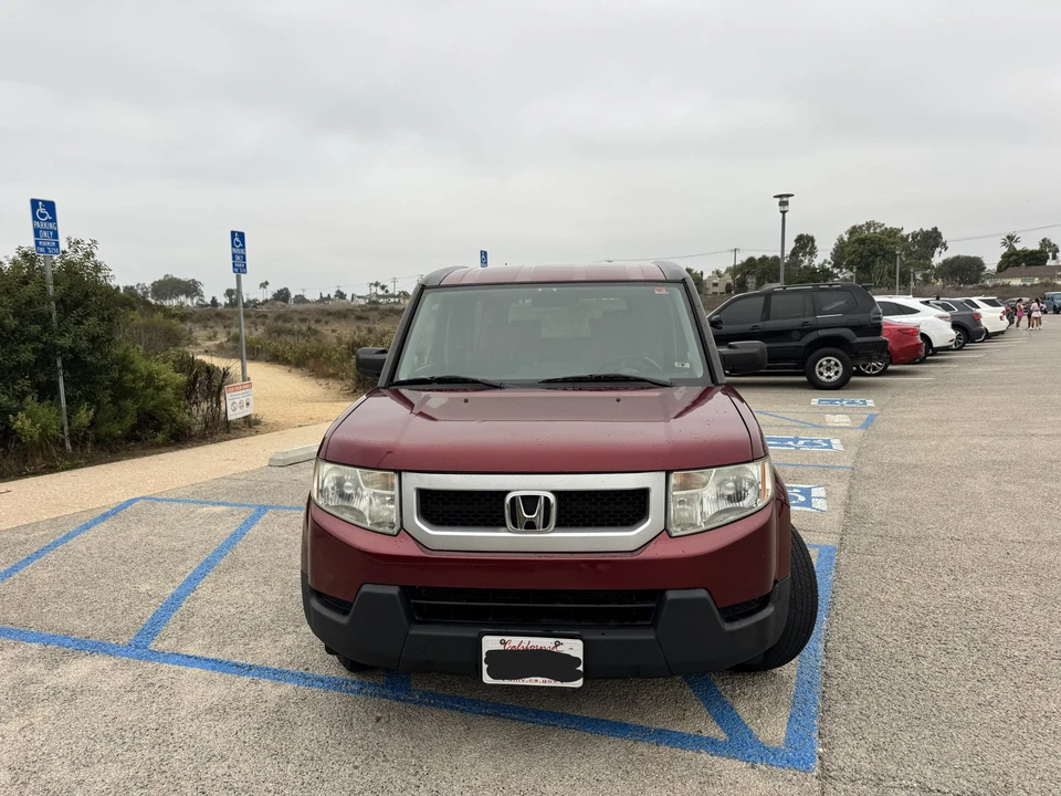 2011 Honda Element - Image 3 of 31