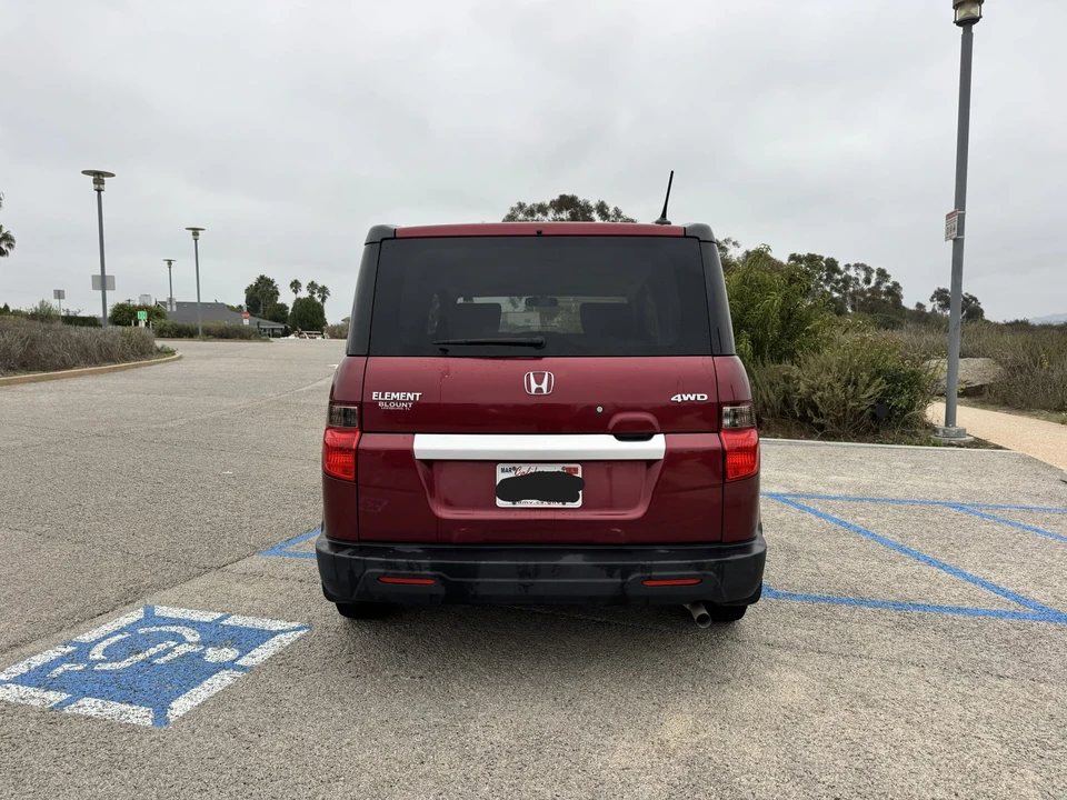 2011 Honda Element - Image 8 of 31