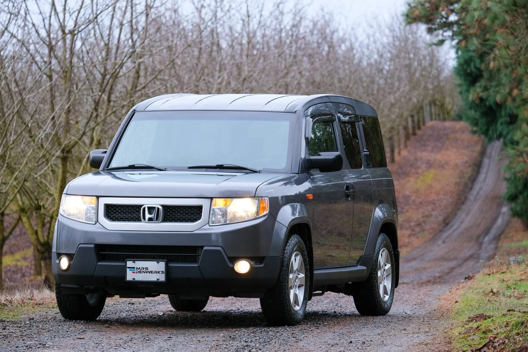 2011 Honda Element - Image 8 of 31