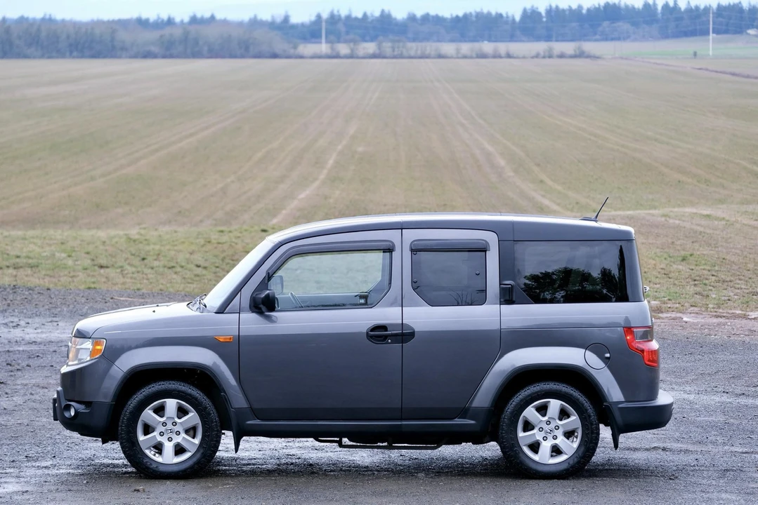 2011 Honda Element - Image 13 of 31