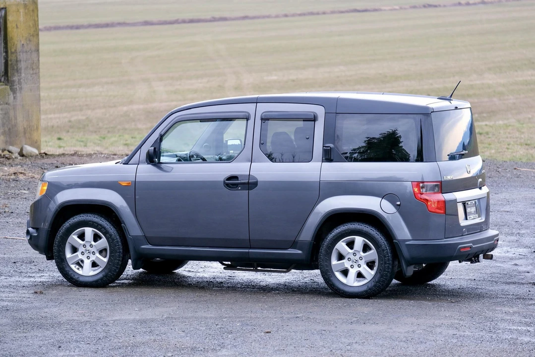 2011 Honda Element - Image 14 of 31