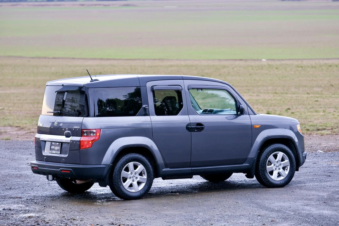 2011 Honda Element - Image 26 of 31