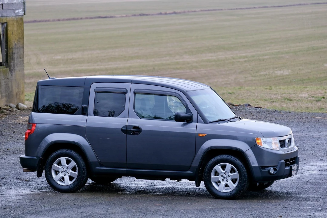 2011 Honda Element - Image 28 of 31