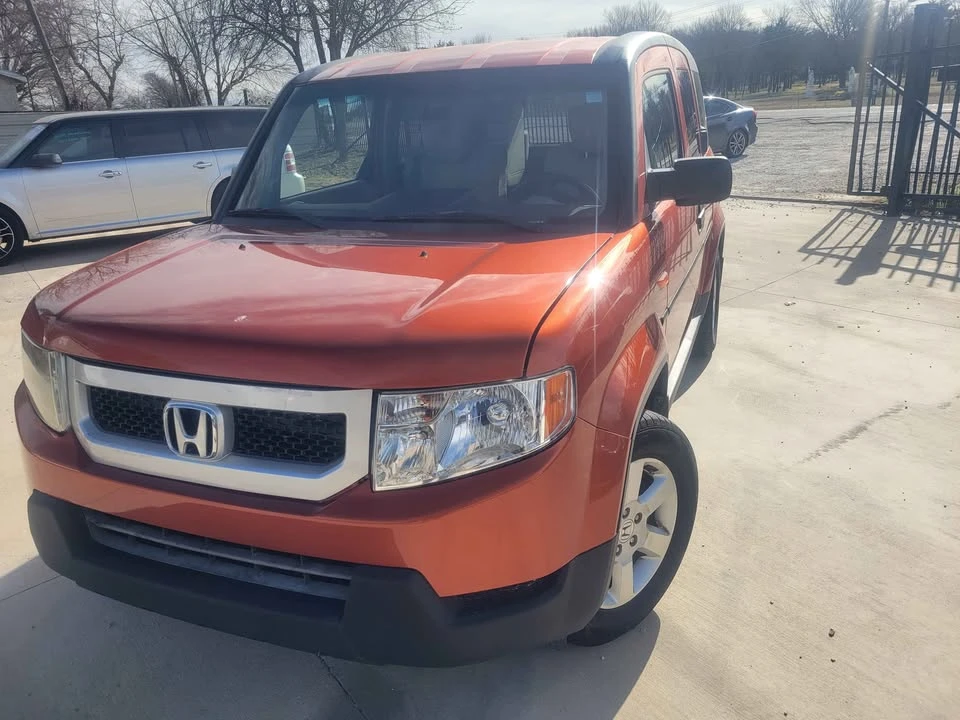 2011 Honda Element - Image 2 of 14