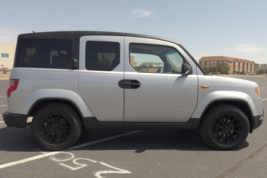 2011 Honda Element - Image 3 of 31