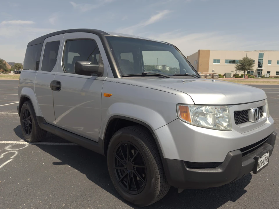 2011 Honda Element - Image 8 of 31