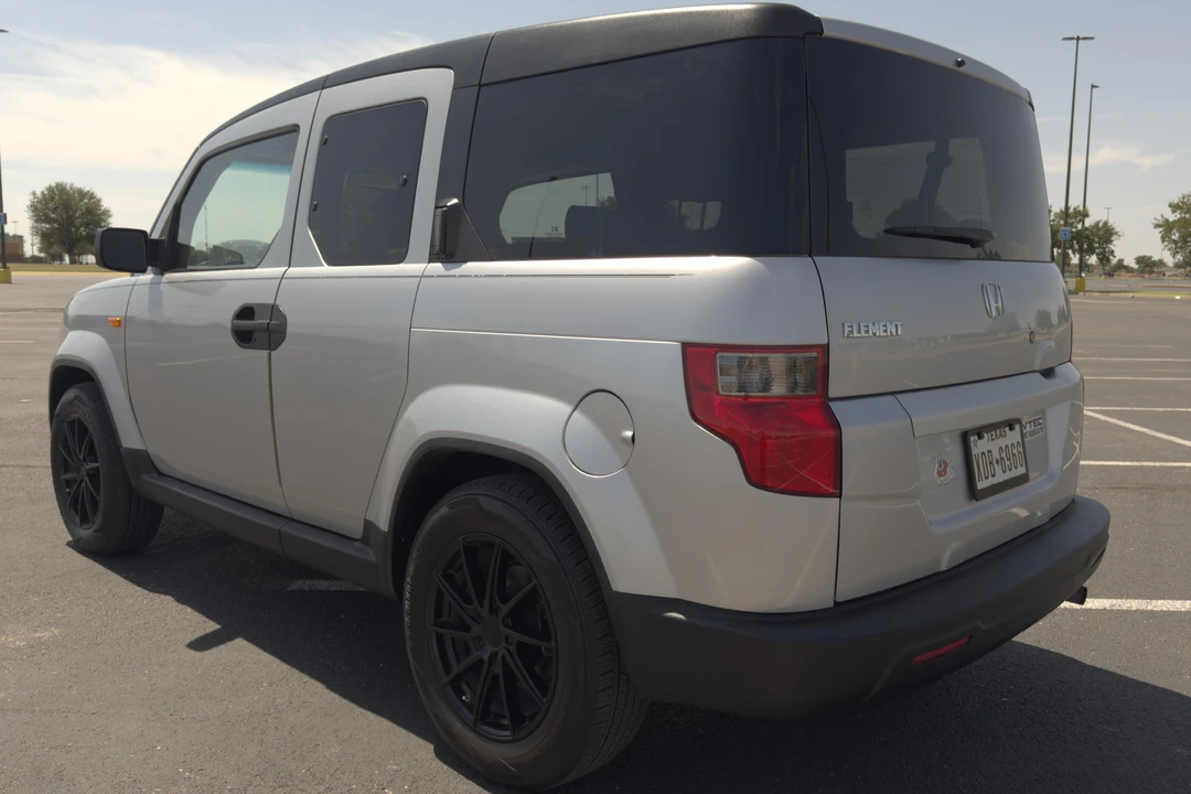 2011 Honda Element - Image 4 of 31