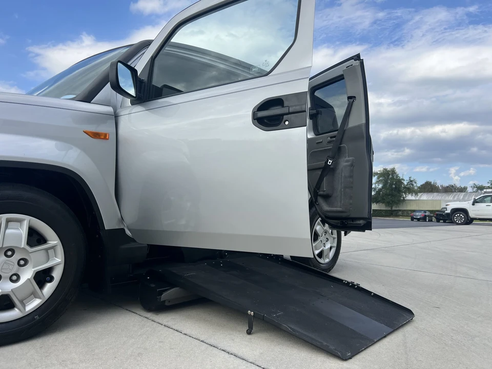 2011 Honda Element - Image 28 of 31