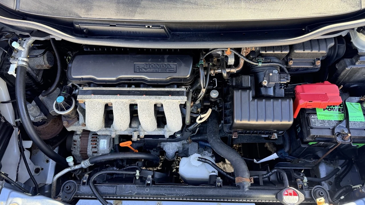 2011 Honda Fit - Image 8 of 9
