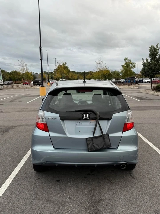 2011 Honda Fit - Image 4 of 12