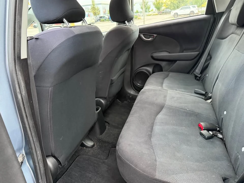 2011 Honda Fit - Image 9 of 12