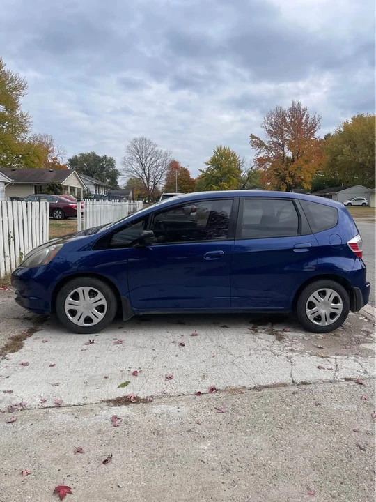 2011 Honda Fit - Image 5 of 19