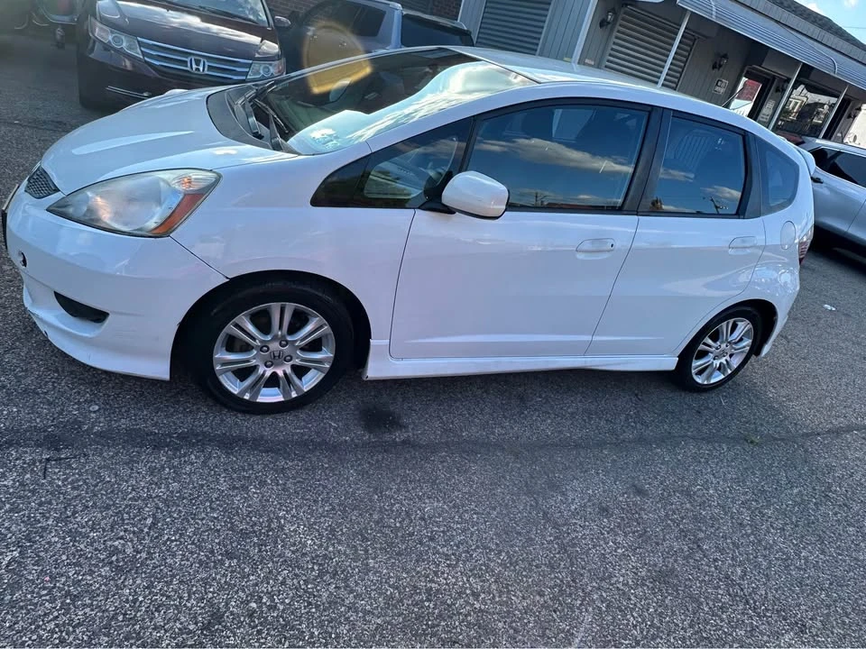2011 Honda Fit - Image 4 of 9