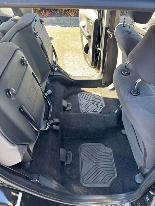 2011 Honda Fit - Image 9 of 10