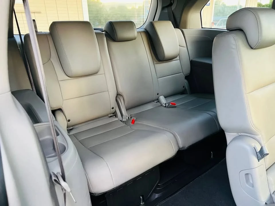2011 Honda Odyssey - Image 11 of 19