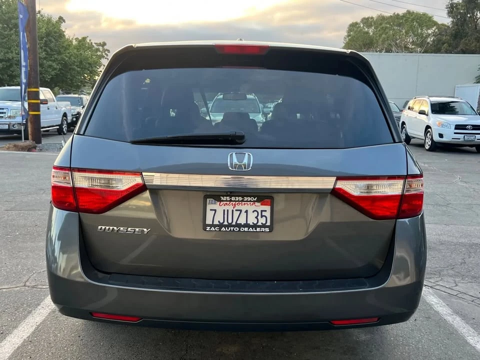 2011 Honda Odyssey - Image 4 of 19