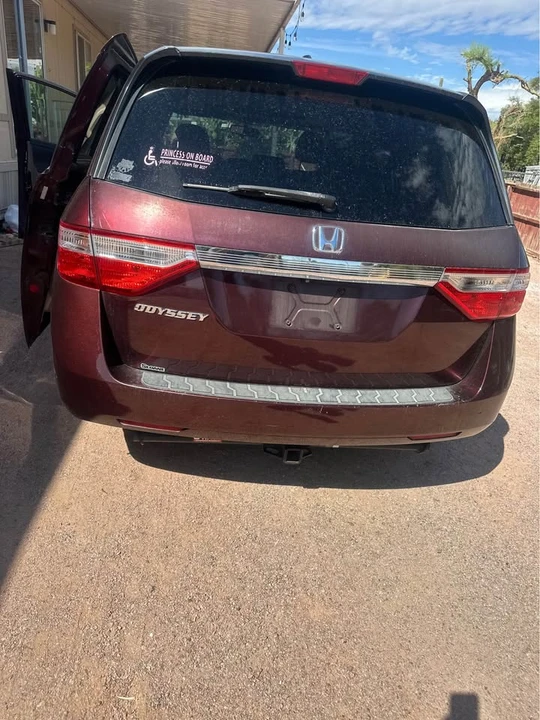 2011 Honda Odyssey - Image 6 of 10