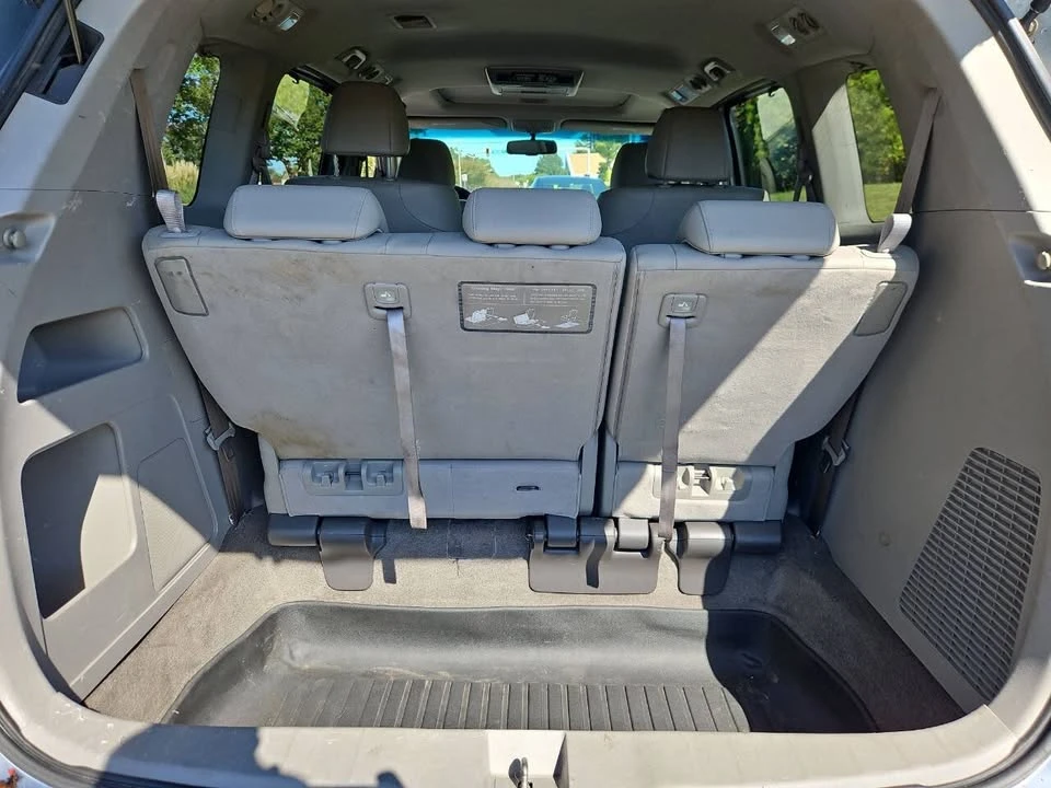 2011 Honda Odyssey - Image 19 of 20