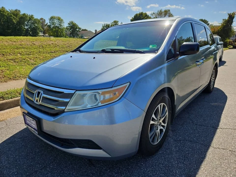2011 Honda Odyssey - Image 3 of 20