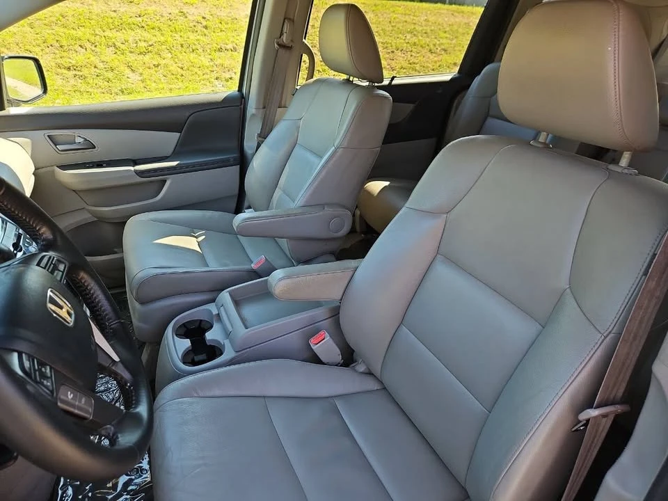 2011 Honda Odyssey - Image 9 of 20