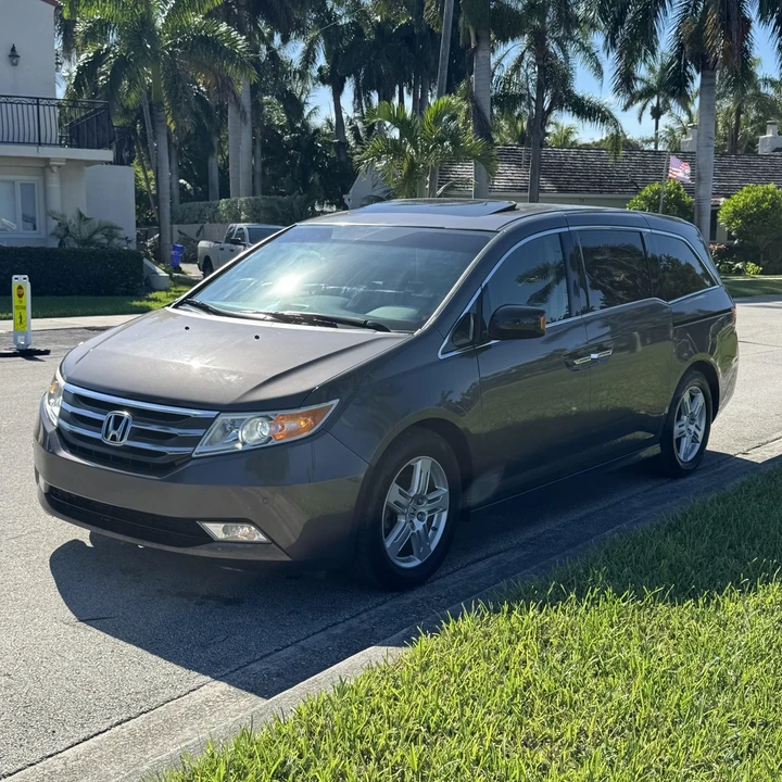 2011 Honda Odyssey - Image 6 of 21