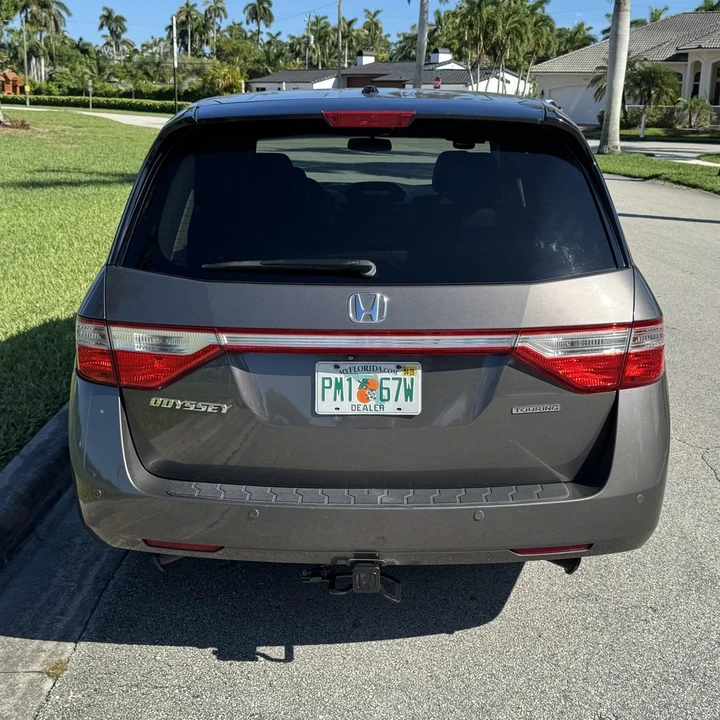 2011 Honda Odyssey - Image 10 of 21