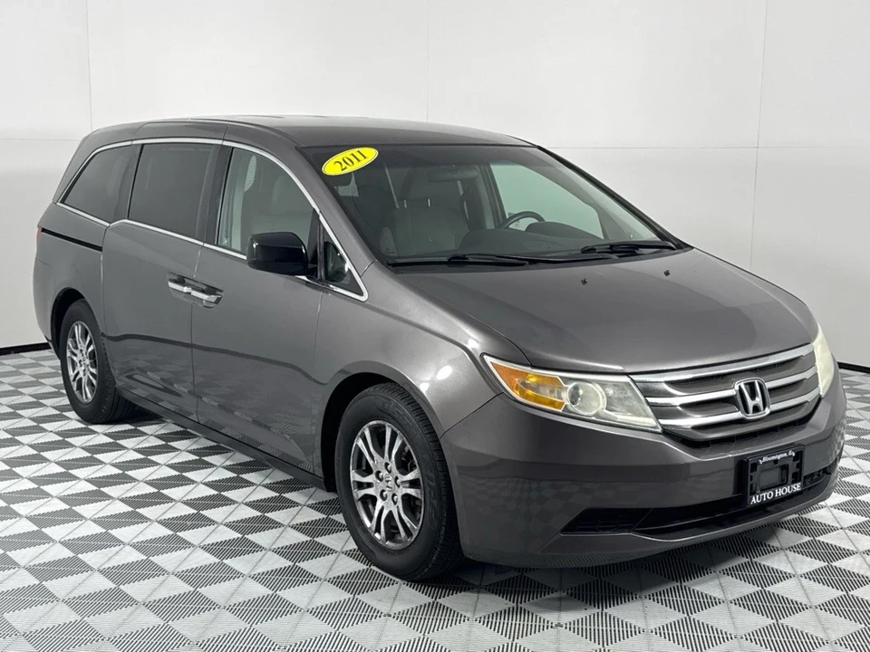 2011 Honda Odyssey - Image 3 of 12