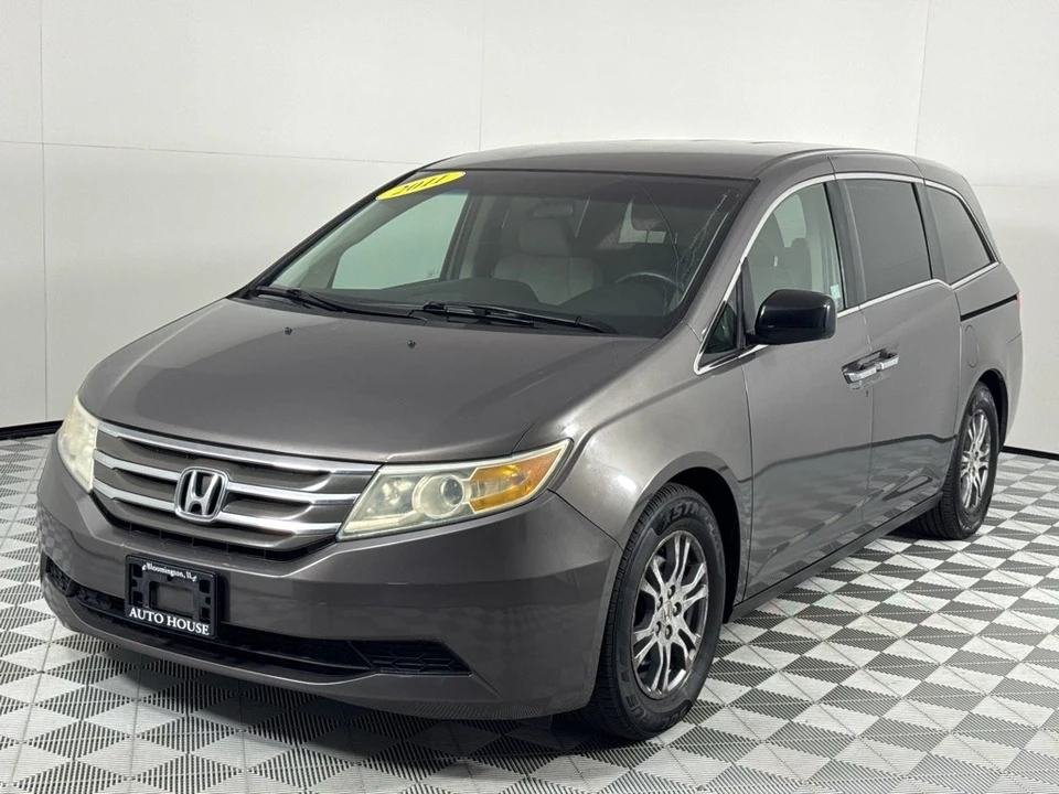 2011 Honda Odyssey - Image 9 of 12