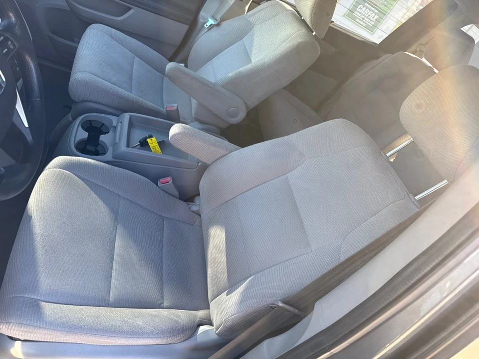 2011 Honda Odyssey - Image 8 of 14