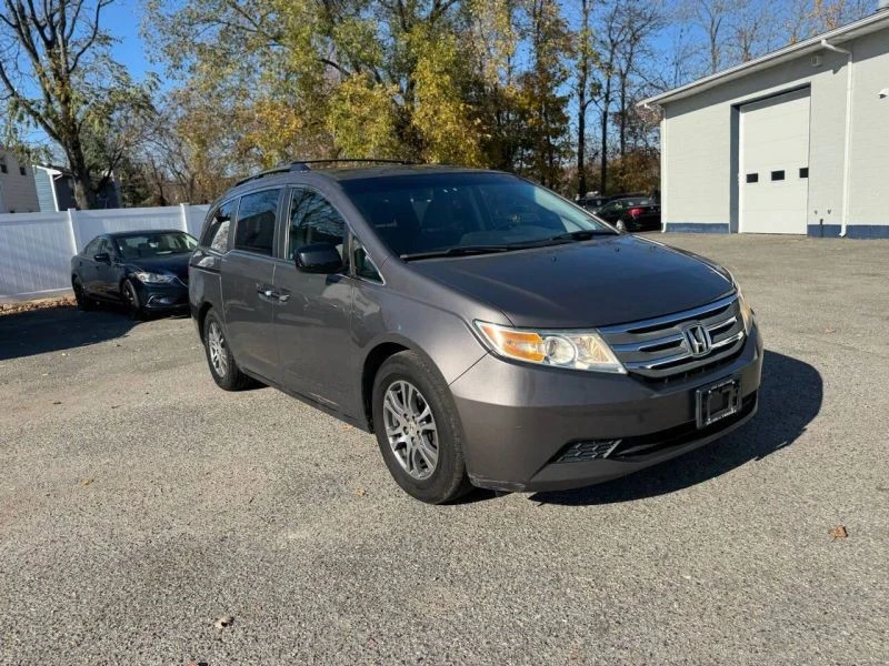 2011 Honda Odyssey - Image 5 of 12