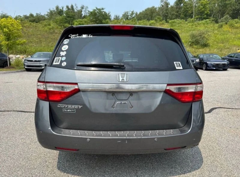2011 Honda Odyssey - Image 6 of 9