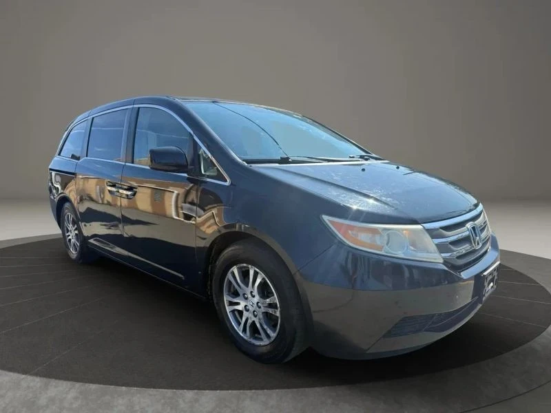 2011 Honda Odyssey - Image 3 of 12