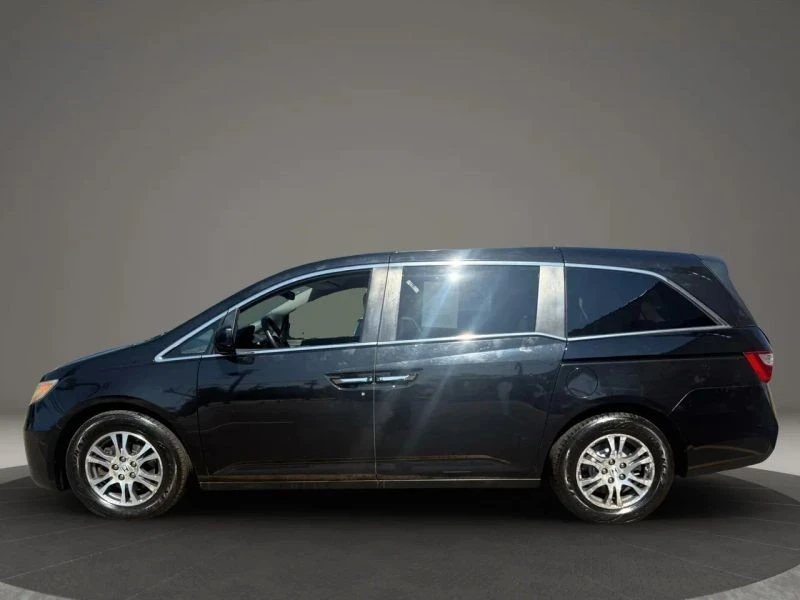 2011 Honda Odyssey - Image 8 of 12