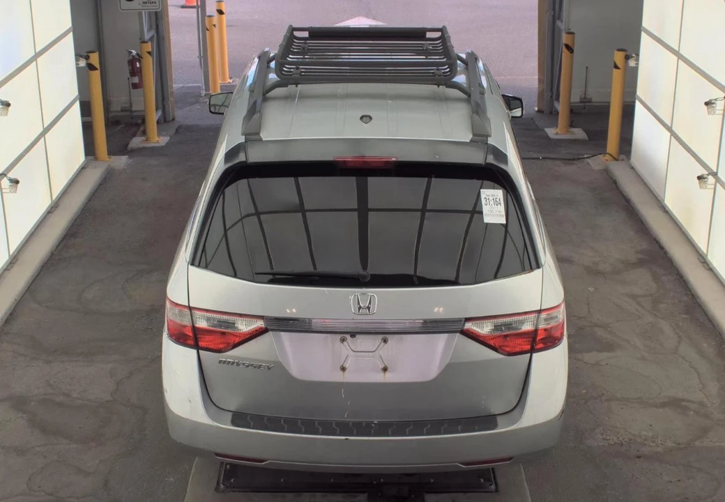 2011 Honda Odyssey - Image 6 of 17